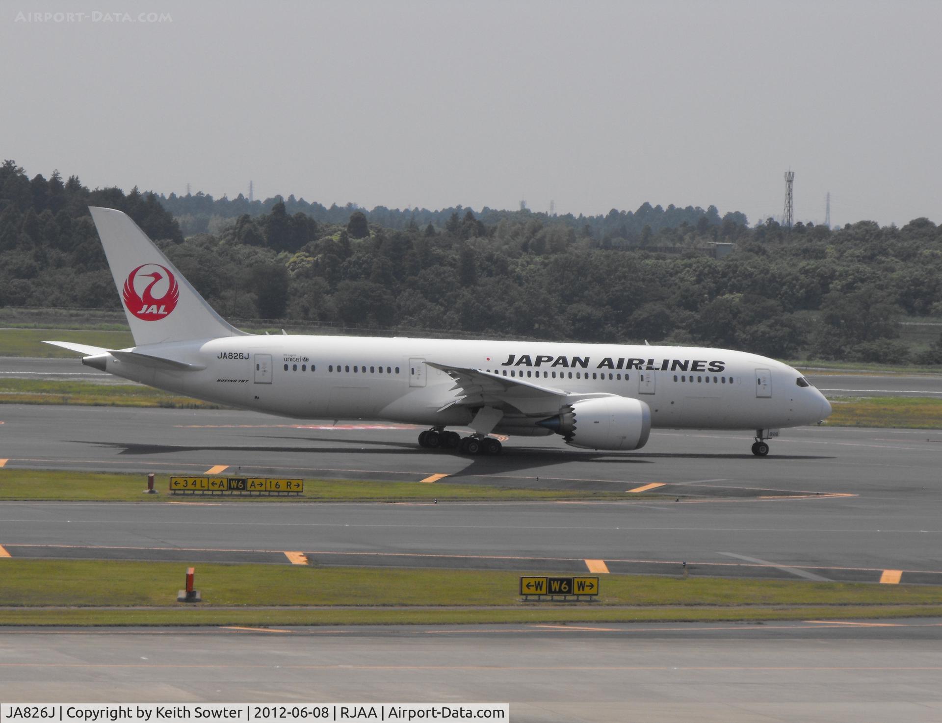JA826J, 2012 Boeing 787-8 Dreamliner C/N 34836, Taxying for departure