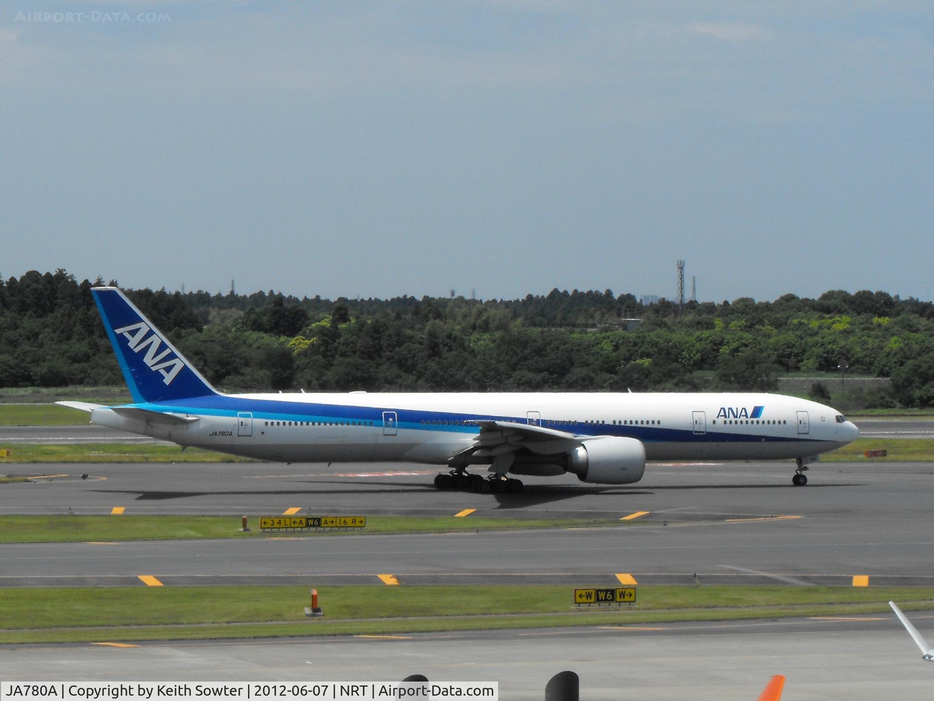 JA780A, 2007 Boeing 777-381/ER C/N 34895, Taxying for departure