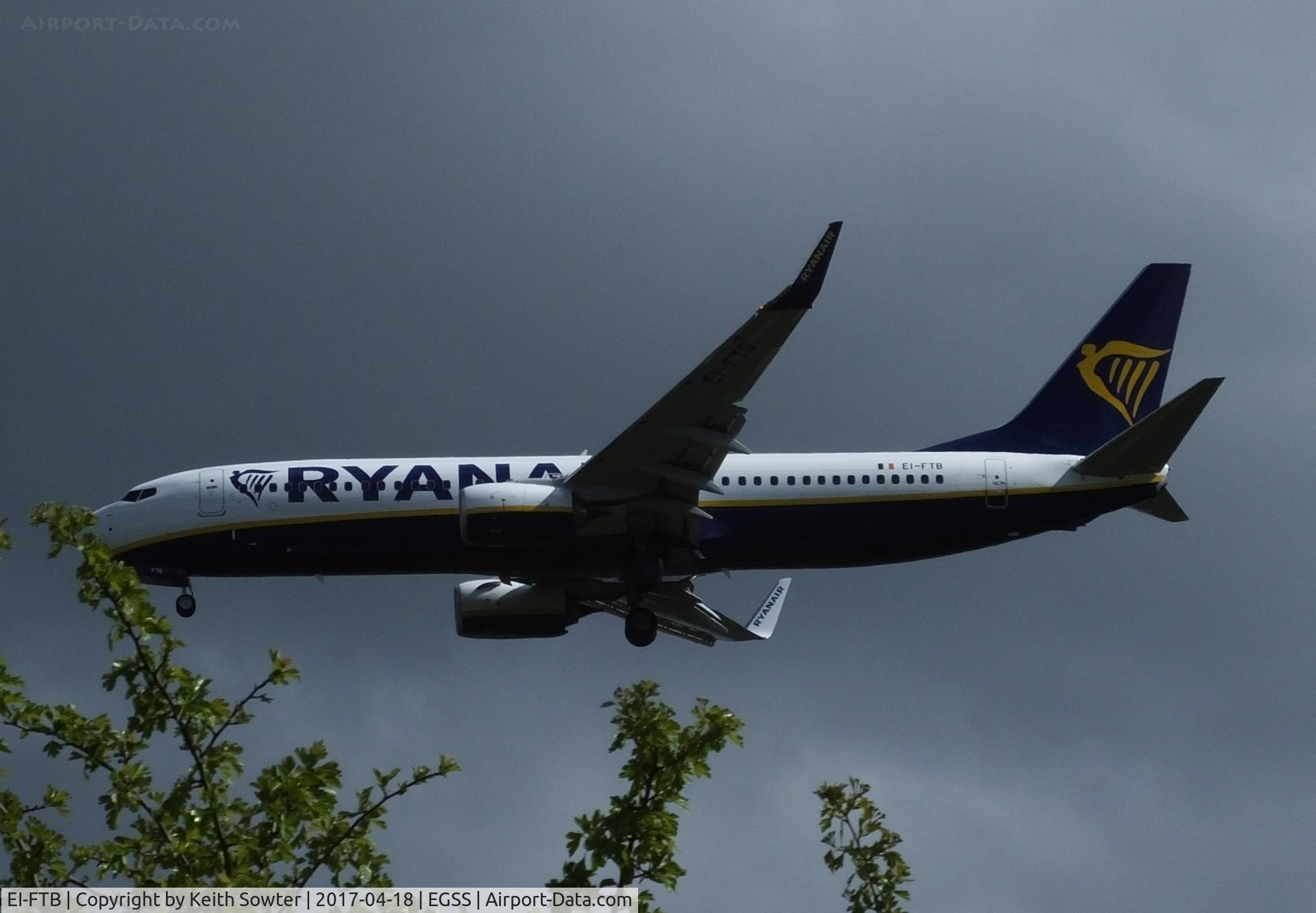 EI-FTB, 2016 Boeing 737-8AS C/N 44752, short finals to 04