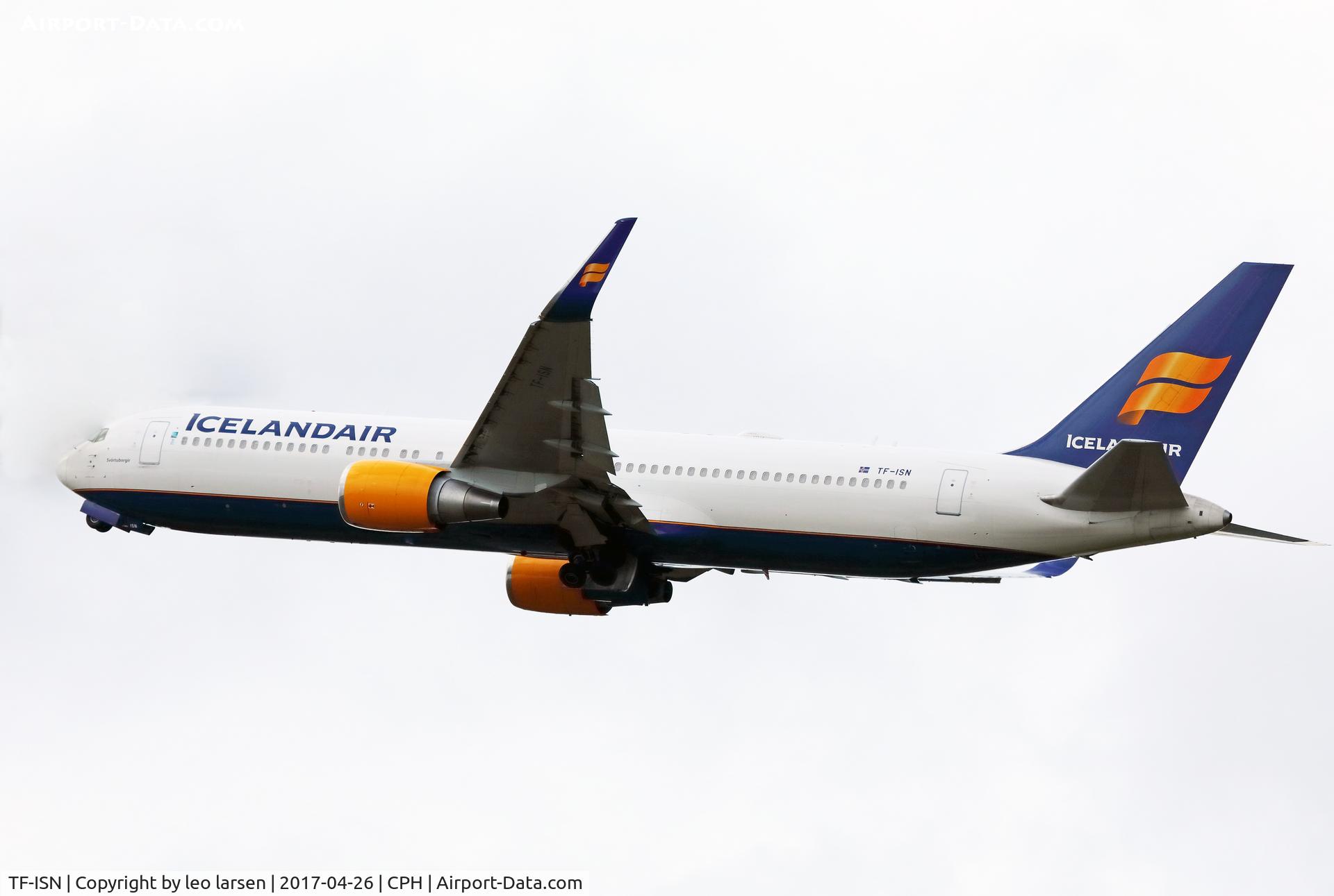 TF-ISN, 2000 Boeing 767-319 C/N 30586, Copenhagen 26.4.2017