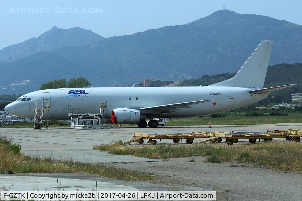F-GZTK, 1991 Boeing 737-4Q8 C/N 24709/2115, Parked