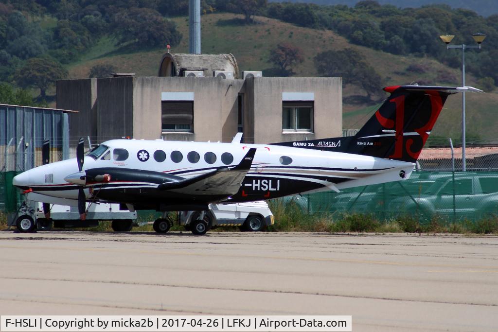 F-HSLI, 2012 Hawker Beechcraft B200GT King Air C/N BY-143, Parked