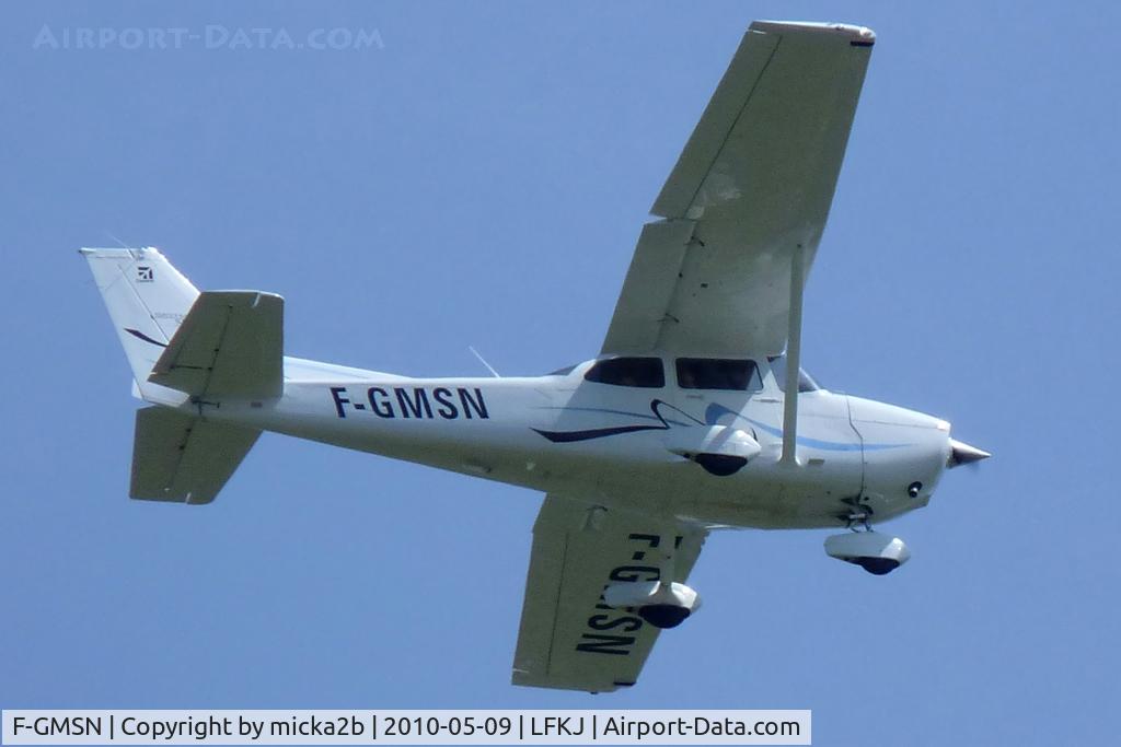 F-GMSN, Cessna 172S SP C/N 172S10826, In flight