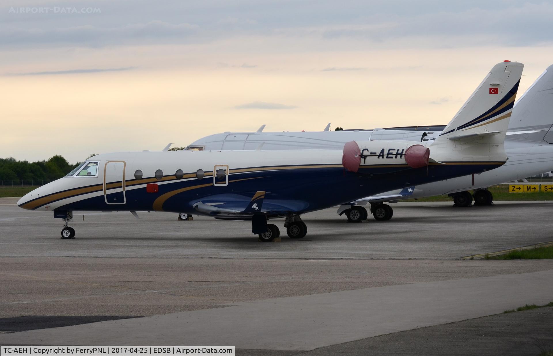TC-AEH, Israel Aerospace Industries Gulfstream G150 C/N 284, Gulfstream G150 parked at FKB