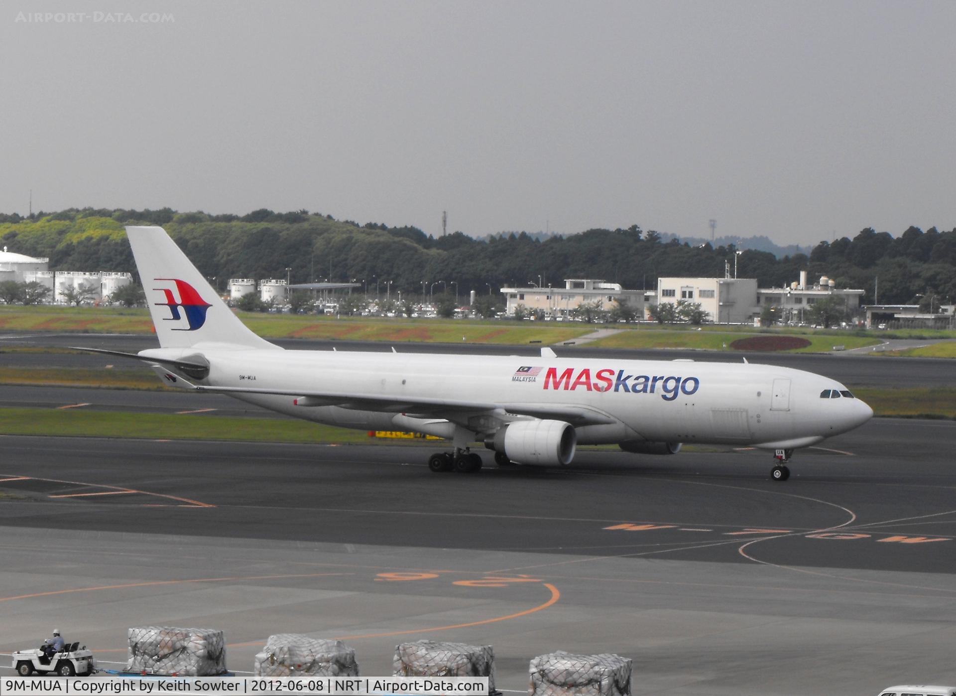 9M-MUA, 2011 Airbus A330-223F C/N 1136, Taxying for departure