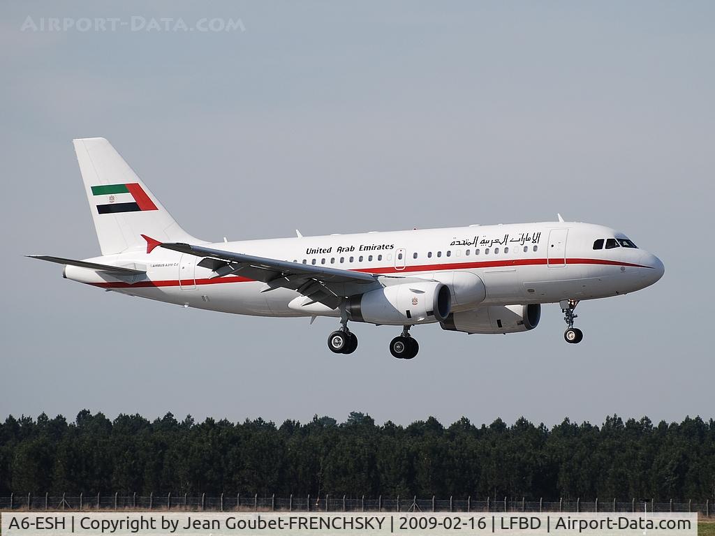 A6-ESH, 2000 Airbus VC-1A (A319-133/CJ) C/N 0910, United Arab Emirates Air Force landing runway 05