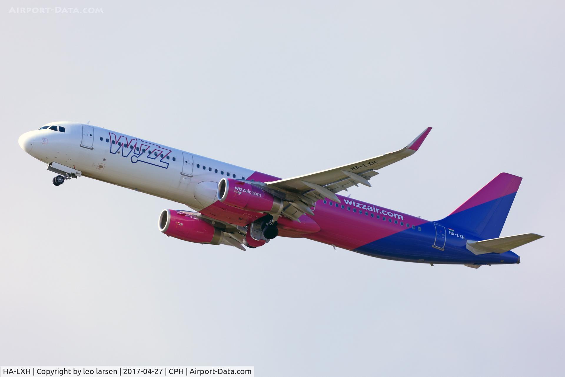 HA-LXH, 2016 Airbus A321-231 C/N 7217, Copenhagen 27.4.2017