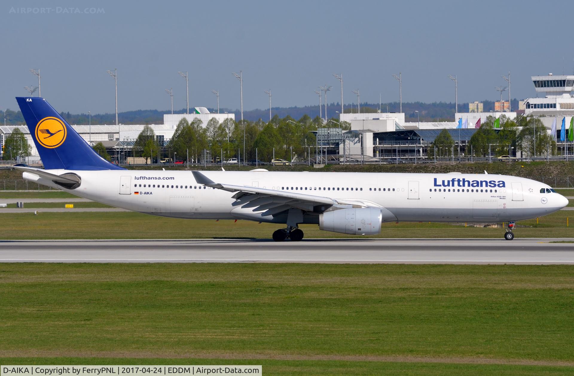 D-AIKA, 2004 Airbus A330-343X C/N 570, Lufthansa A333 vacating the runway