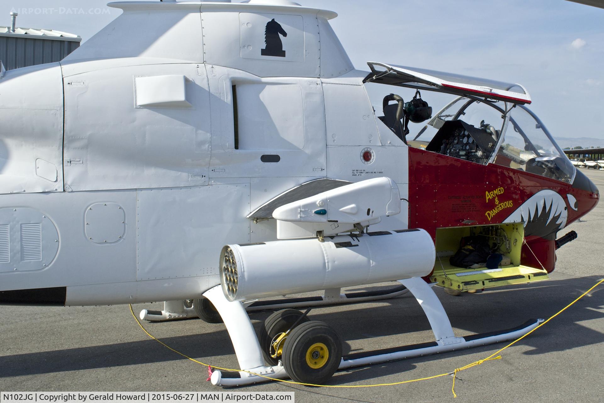 N102JG, 1970 Bell AH-1G Cobra C/N 20889, On display during the air show in Nampa, Idaho.