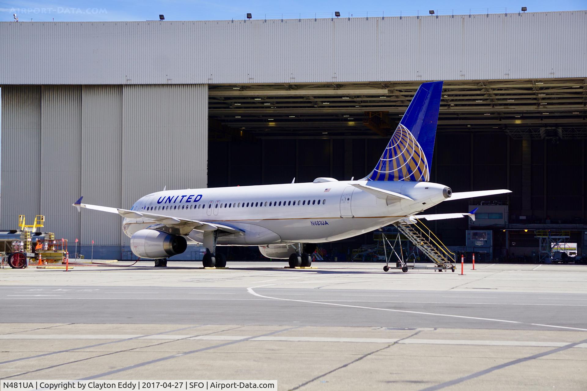 N481UA, 2001 Airbus A320-232 C/N 1559, SFO 2017