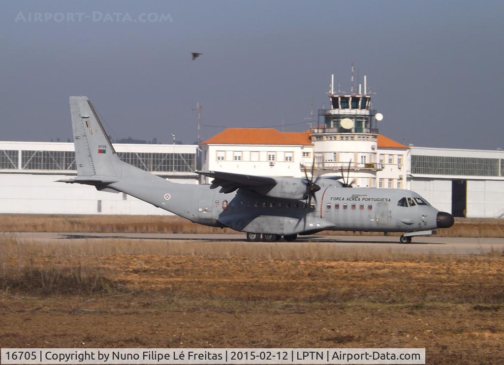 16705, 2009 CASA C-295M C/N S-057, Landing.