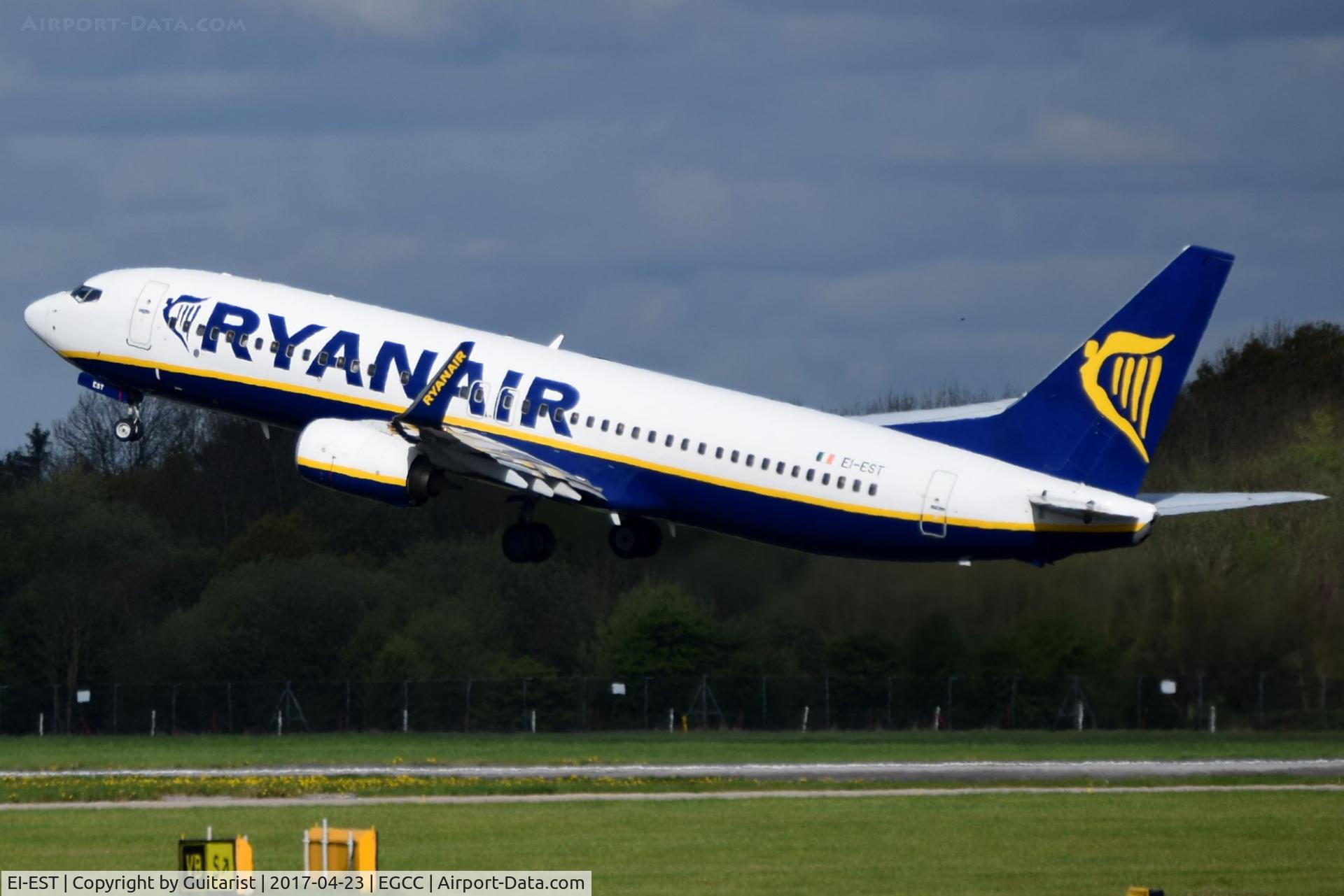 EI-EST, 2011 Boeing 737-8AS C/N 34994, At Manchester