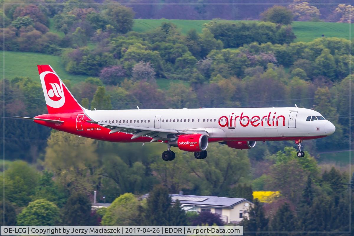 OE-LCG, 2003 Airbus A321-211 C/N 1988, Airbus A321-211