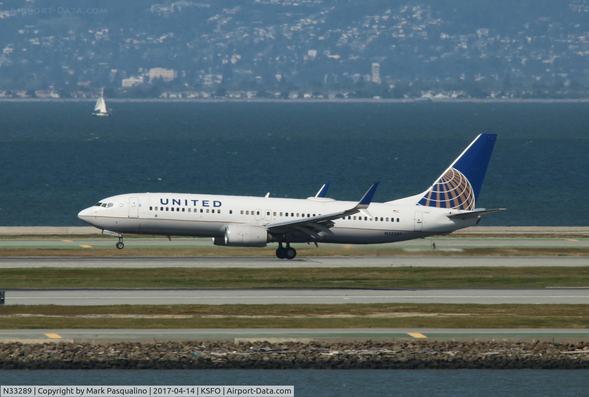 N33289, 2004 Boeing 737-824 C/N 31607, Boeing 737-800