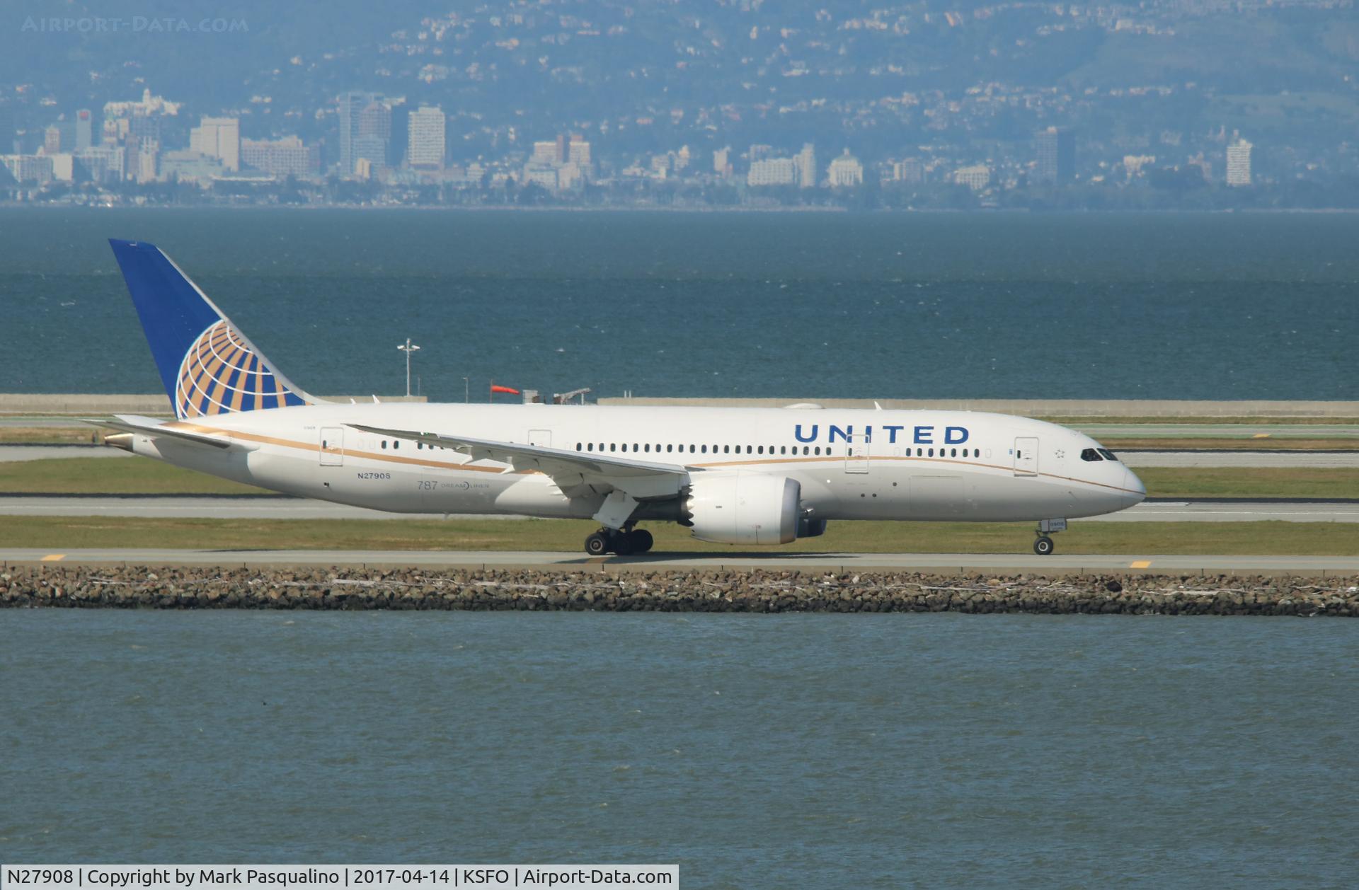 N27908, 2013 Boeing 787-8 Dreamliner C/N 36400, Boeing 787-8