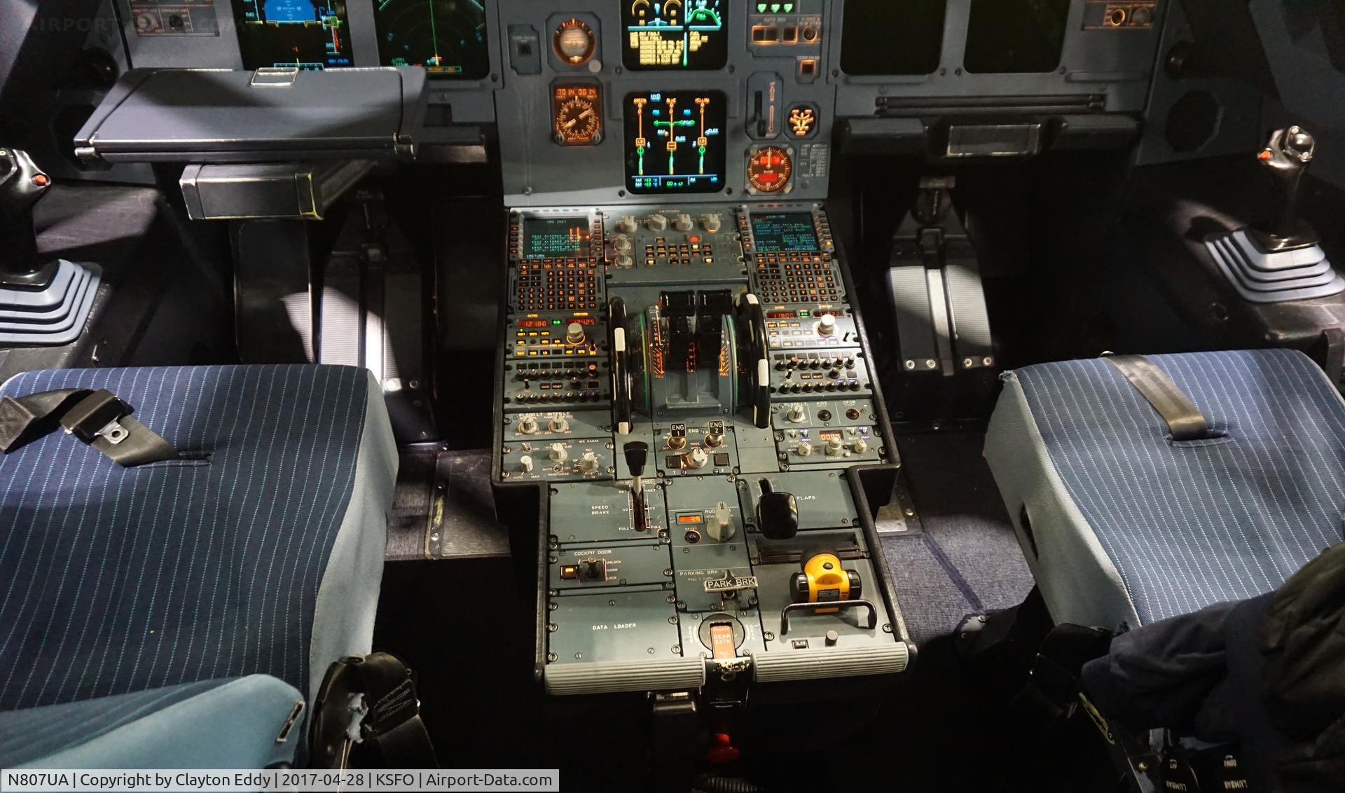 N807UA, 1998 Airbus A319-131 C/N 798, SFO 2017