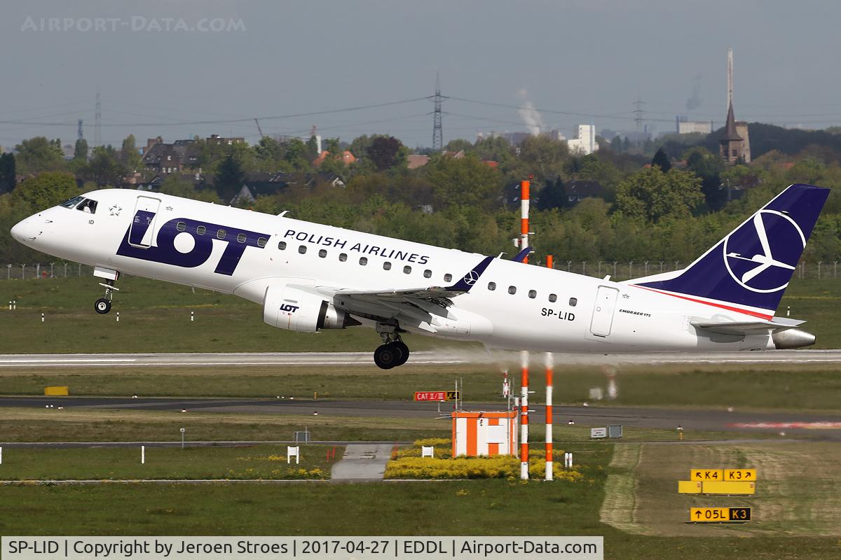 SP-LID, 2006 Embraer 175LR (ERJ-170-200LR) C/N 17000136, eddl
