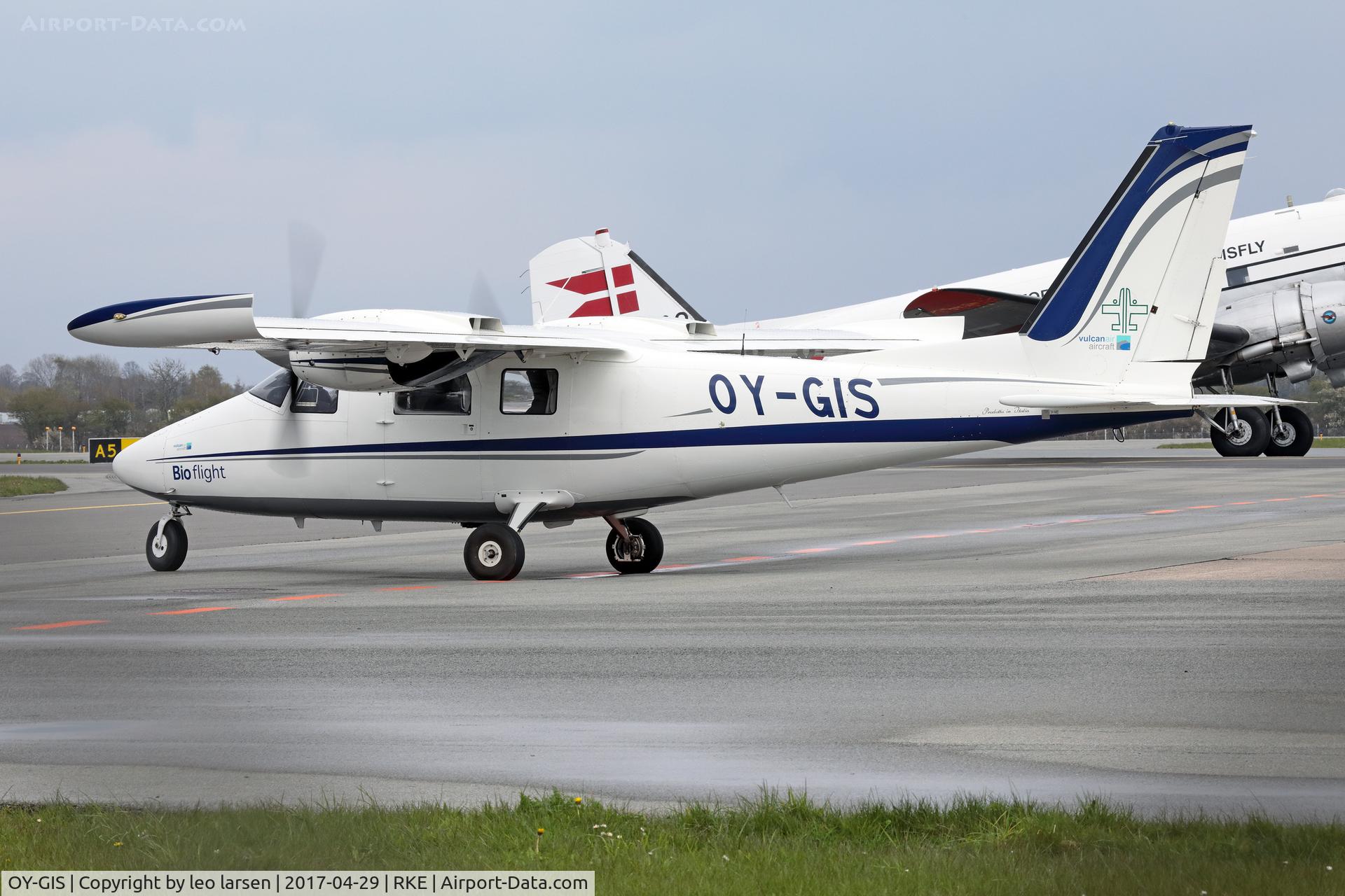 OY-GIS, 2015 Vulcanair P-68TC Observer C/N 485-52-TC, Roskilde 29.4.2017