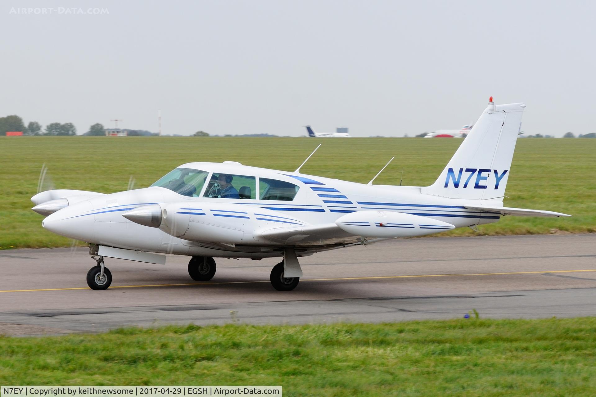 N7EY, 1964 Piper PA-30-160 Twin Comanche Twin Comanche C/N 30-571, Nice old visitor.