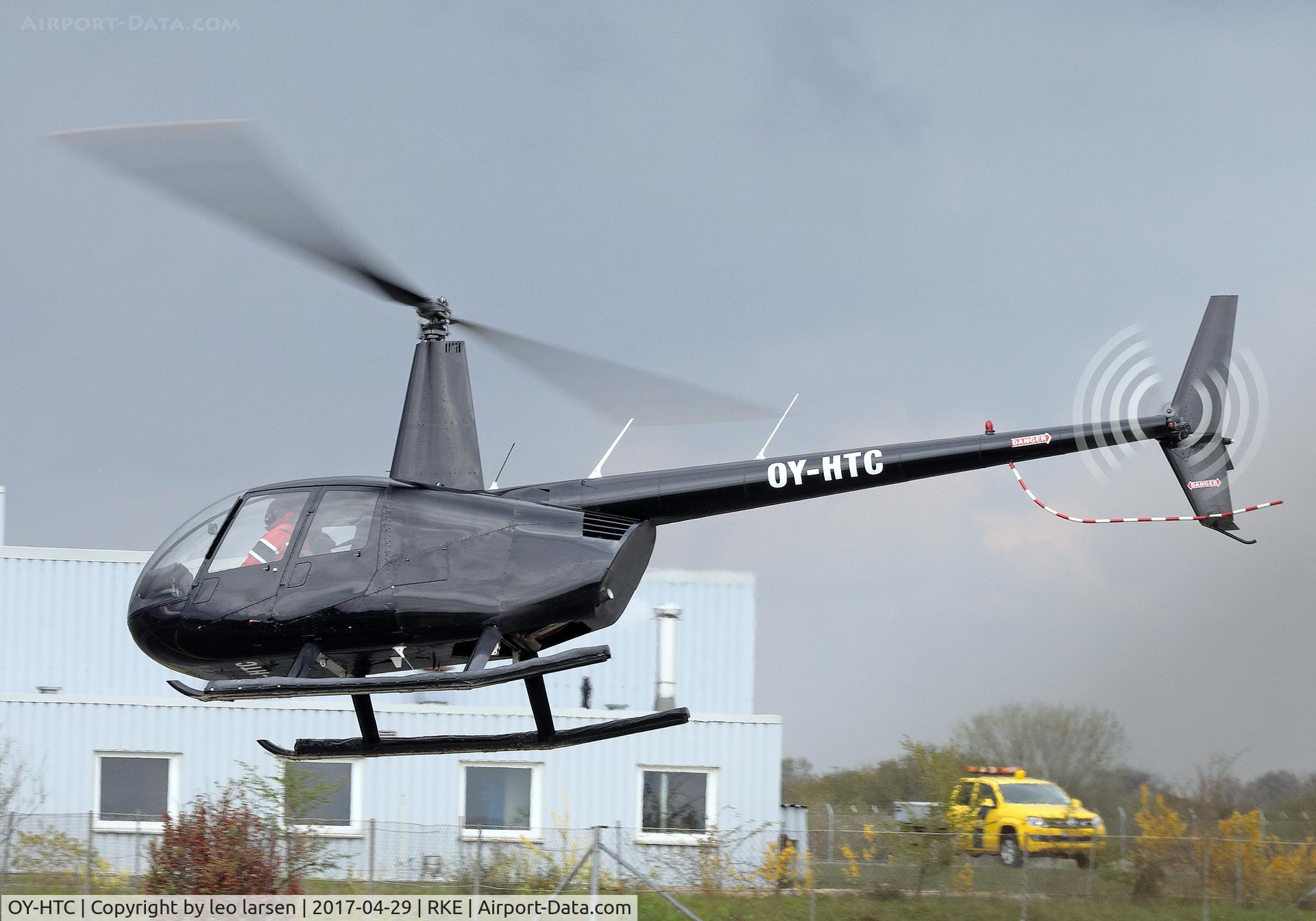 OY-HTC, 2009 Robinson R44 Clipper II C/N 12698, Roskilde 29.4.2017