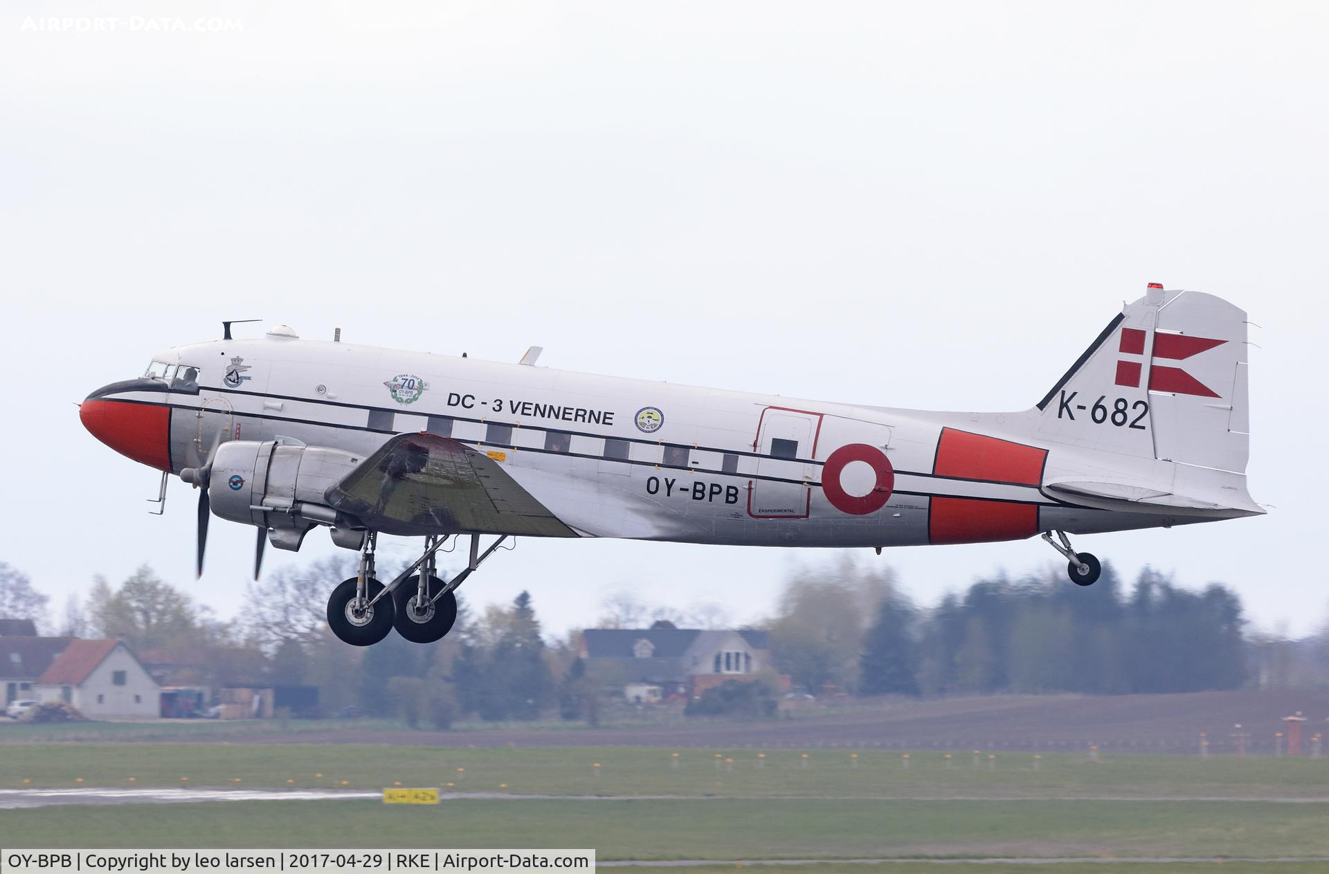OY-BPB, 1943 Douglas C-47A-85-DL (DC-3A) Skytrain C/N 20019, Roskilde 29.4.2017
