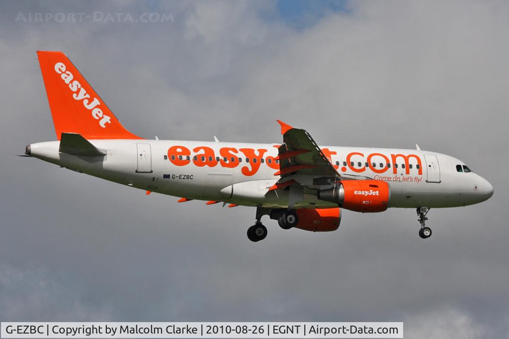 G-EZBC, 2006 Airbus A319-111 C/N 2866, Airbus A319-111 on approach to 07 at Newcastle Airport UK. August 26th 2010.