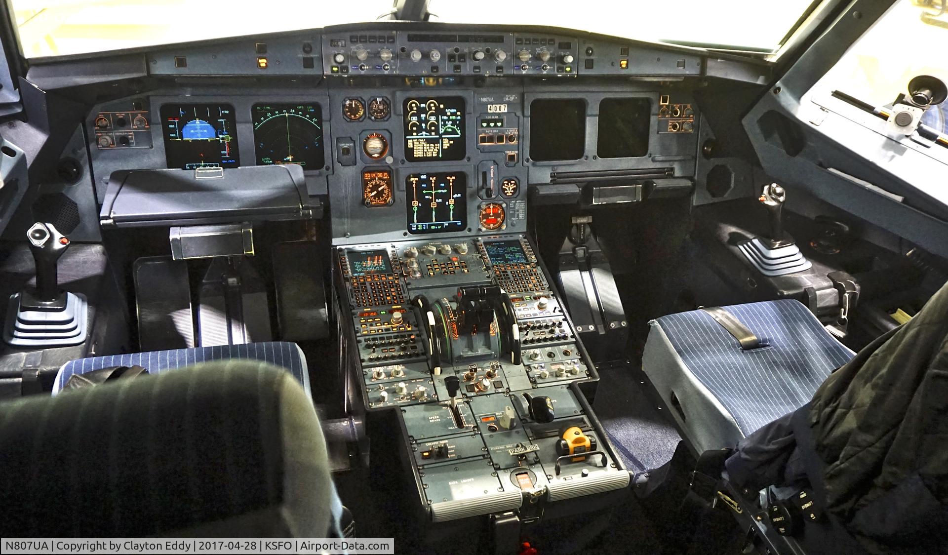 N807UA, 1998 Airbus A319-131 C/N 798, SFO 2017