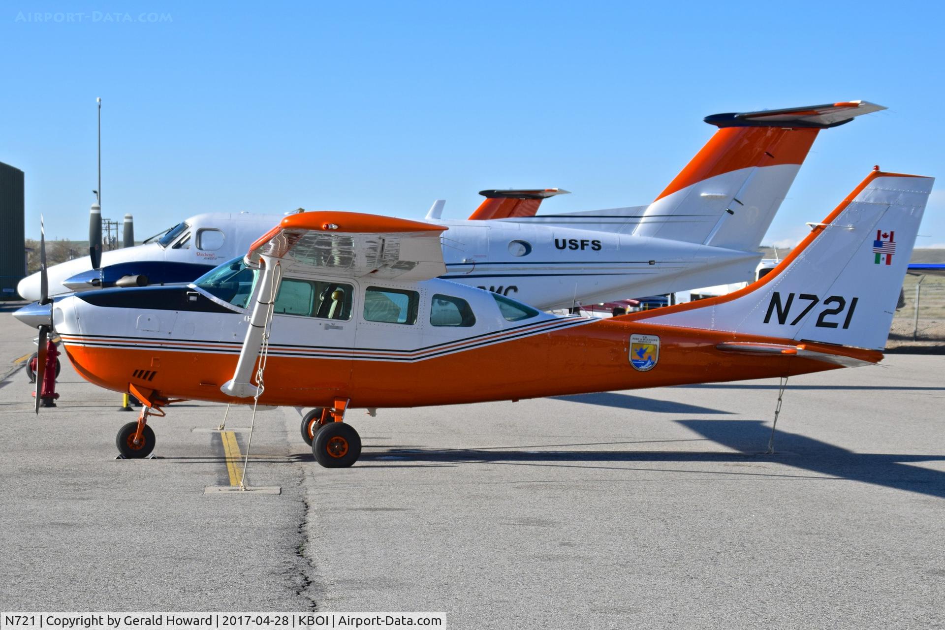 N721, 1981 Cessna TU206G Turbo Stationair C/N U20606256, Fish & Game aircraft.