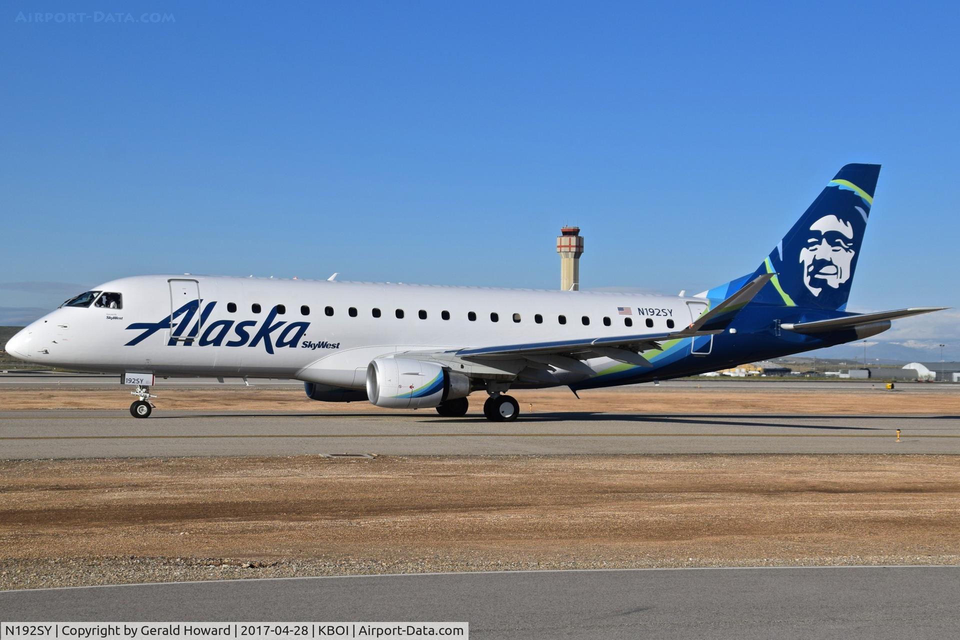 N192SY, 2017 Embraer 175LR (ERJ-170-200LR) C/N 17000638, Taxiing on Alpha for RWY 28R.