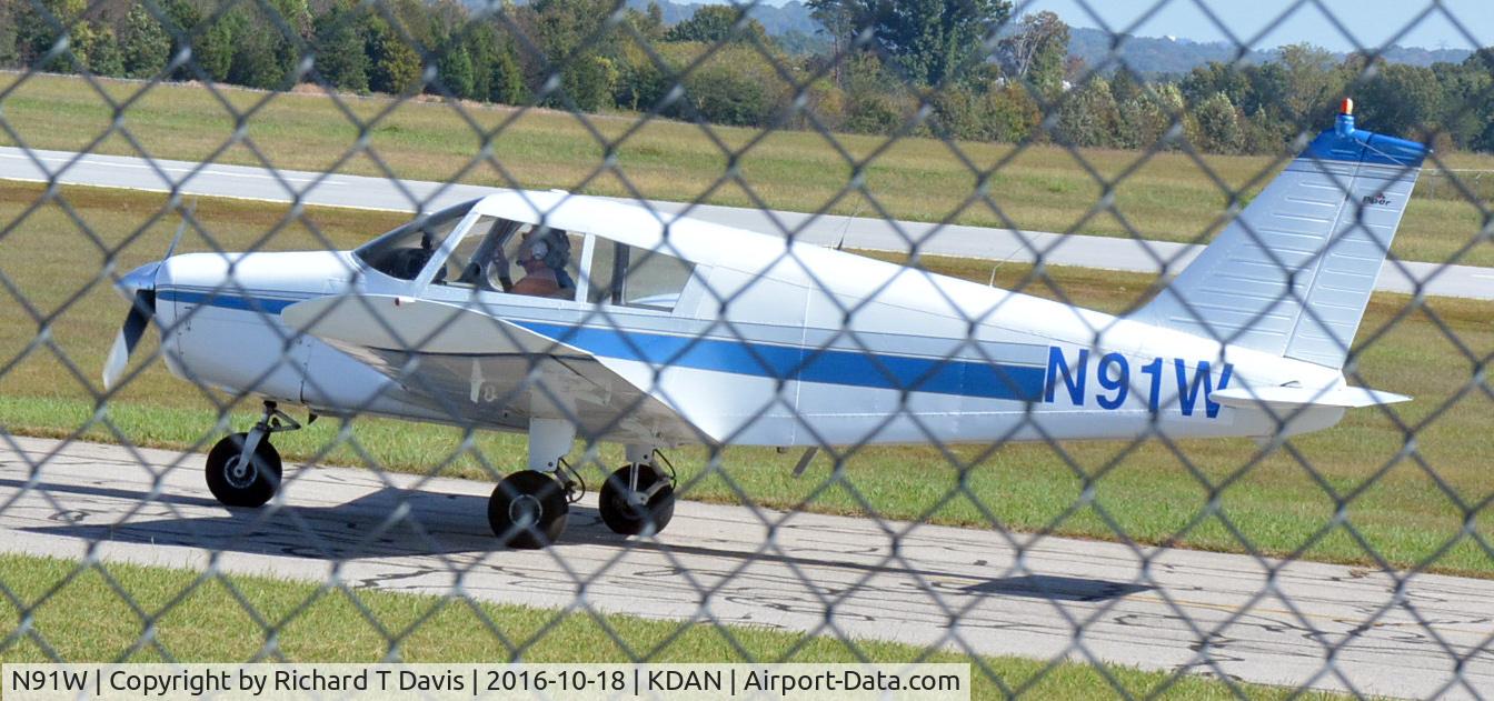 N91W, 1969 Piper PA-28-140 C/N 28-25441, 1969 Piper PA-28-140 in Danville Va.