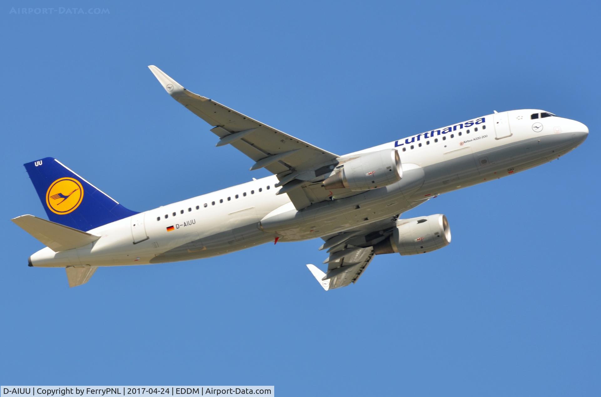 D-AIUU, 2016 Airbus A320-214 C/N 7158, Departure of Lufthansa A320