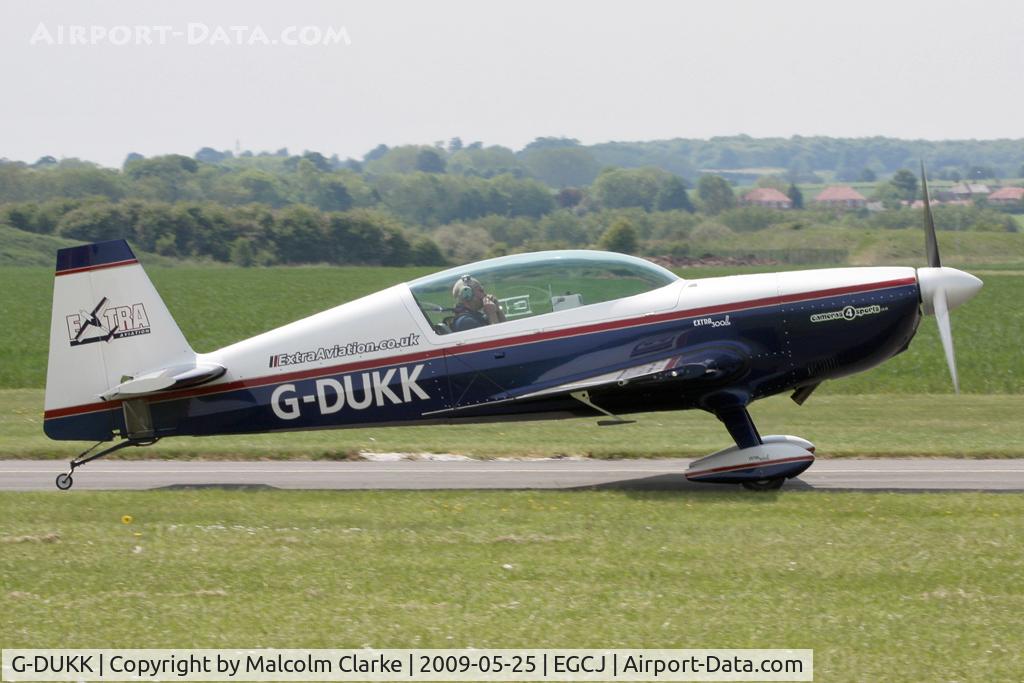 G-DUKK, 2000 Extra EA-300L C/N 125, Extra EA300.L, Sheburn-in-Elmet Airfield. May 25th 2009.