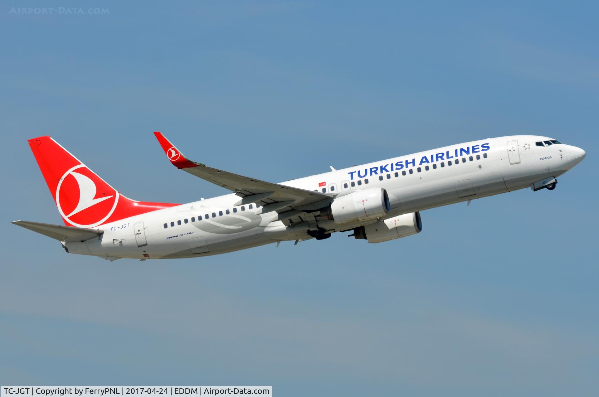 TC-JGT, 2006 Boeing 737-8F2 C/N 34417, Turkish B738 departing for SAW