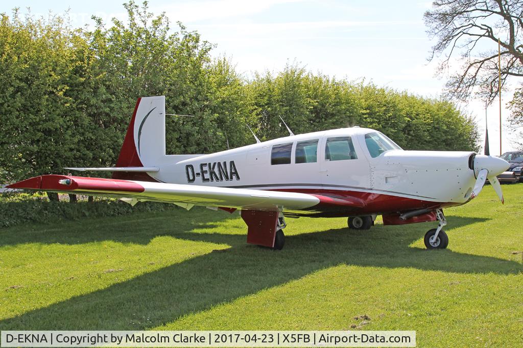 D-EKNA, 1967 Mooney M20F Executive C/N 670297, Mooney M20F Executive, Fishburn Airfield. April 23rd 2017.