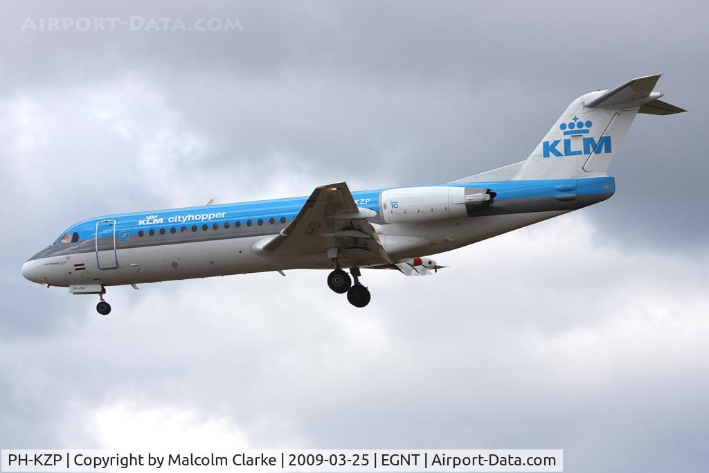 PH-KZP, 1995 Fokker 70 (F-28-0070) C/N 11539, Fokker 70 (F-28-0070) on approach to 25 at Newcastle Airport. March 25th 2009.