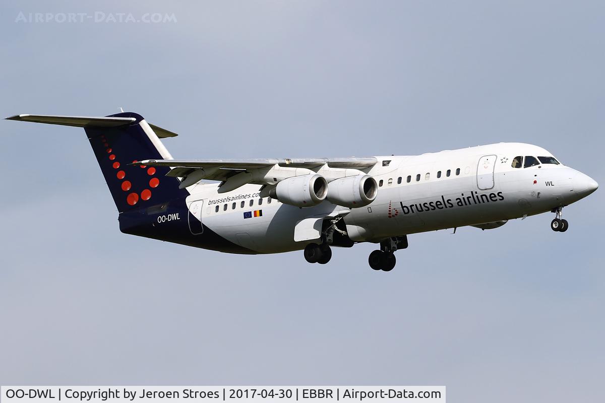 OO-DWL, 1999 British Aerospace Avro 146-RJ100 C/N E3361, EBBR
