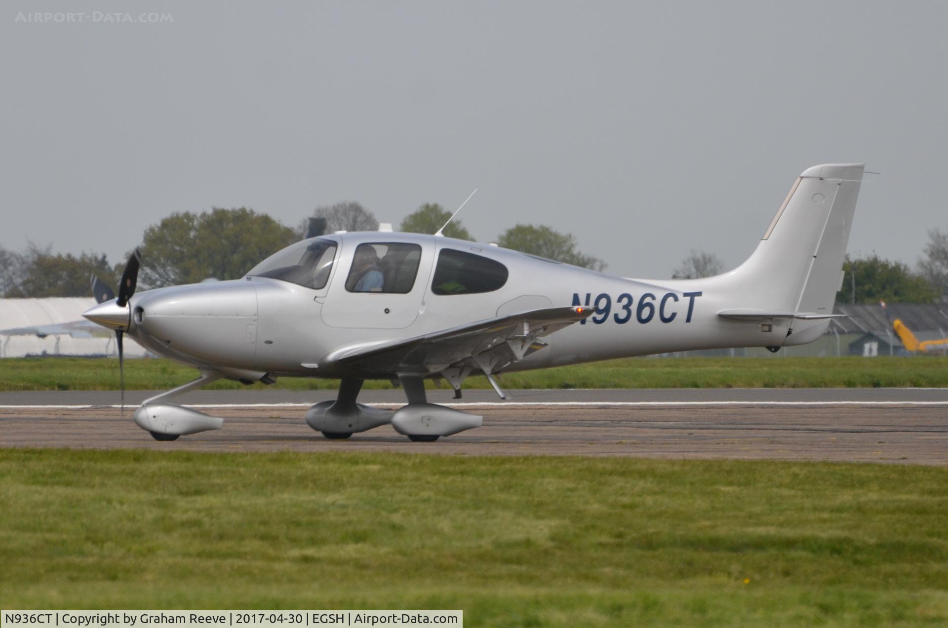 N936CT, 2013 Cirrus SR22T C/N 0648, Departing from Norwich.