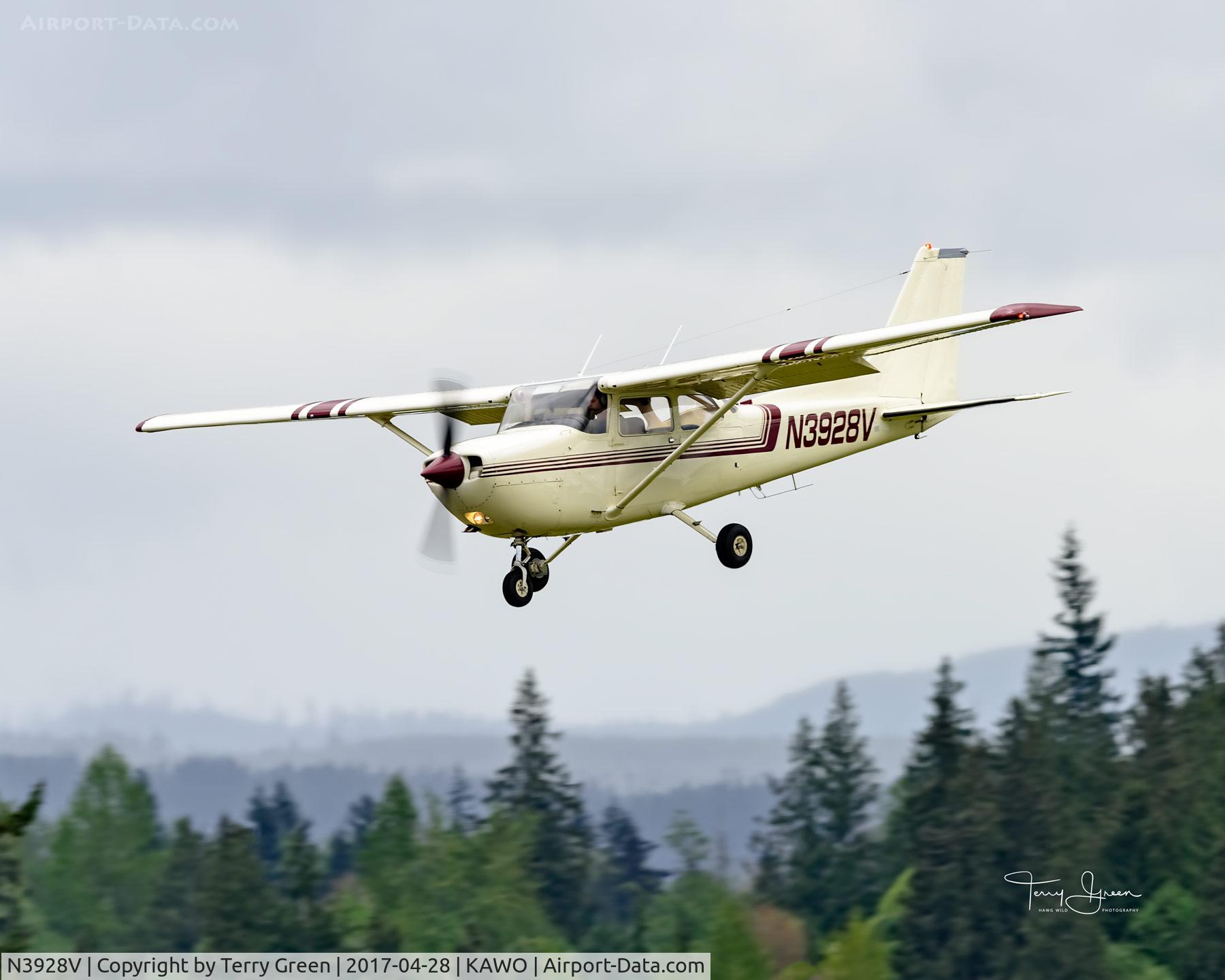 N3928V, 1977 Cessna R172K Hawk XP C/N R1722267, KAWO