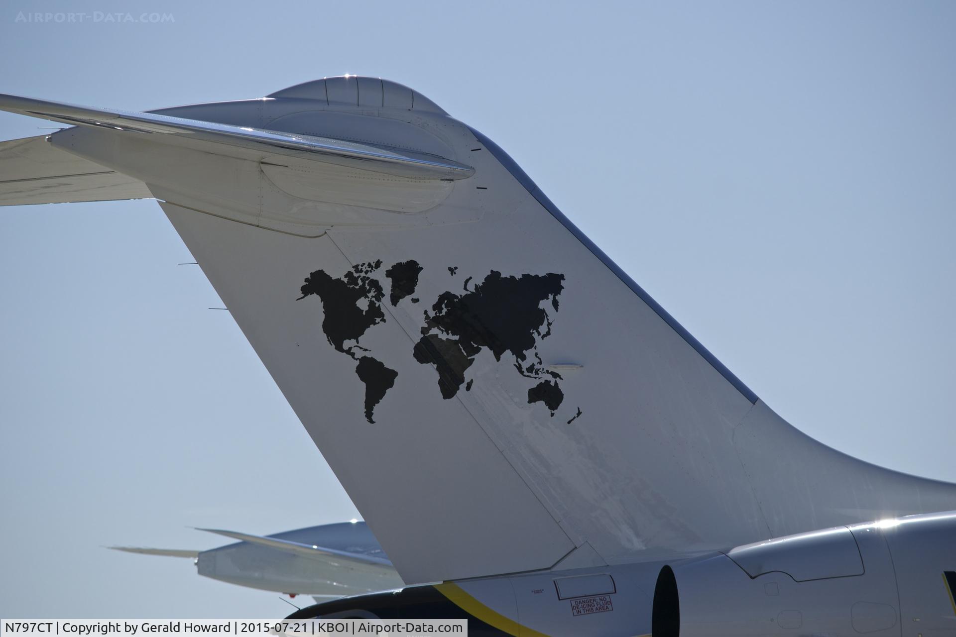 N797CT, 2011 Bombardier BD-700-1A10 Global 6000 C/N 9435, Interesting tail design.