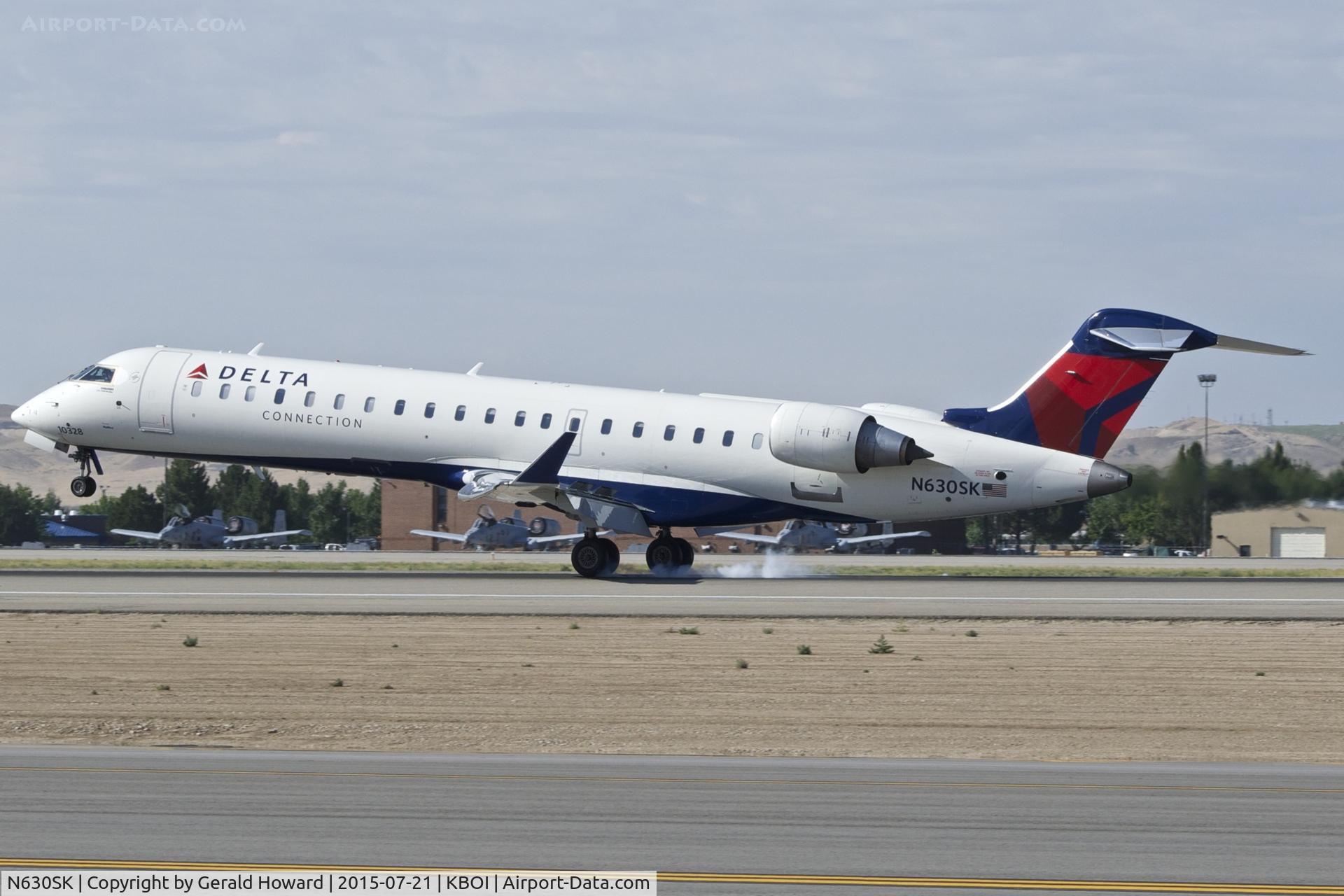 N630SK, 2011 Bombardier CRJ-700 (CL-600-2C10) Regional Jet C/N 10328, Touch down on RWY 10L.