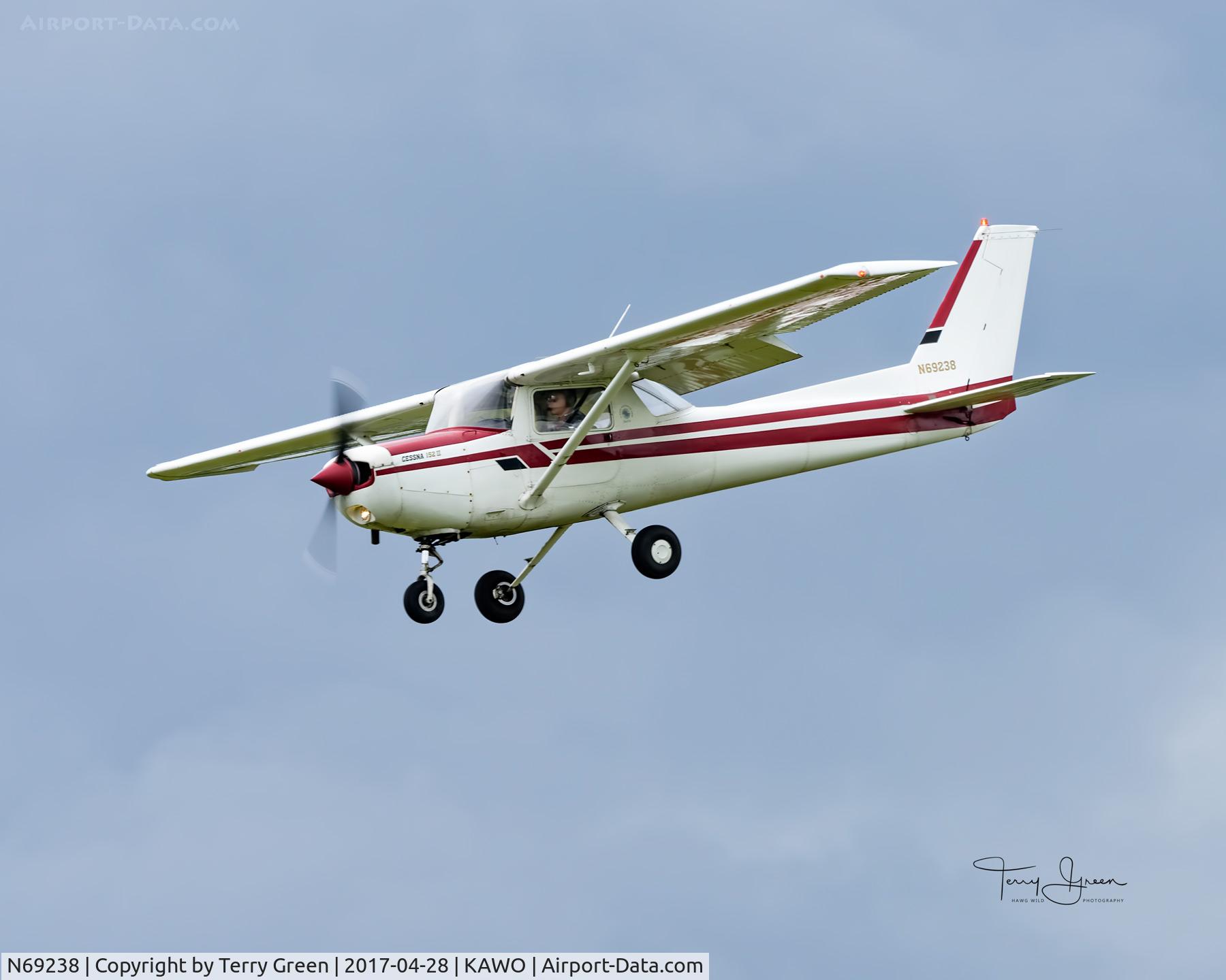 N69238, 1978 Cessna 152 C/N 15282579, KAWO