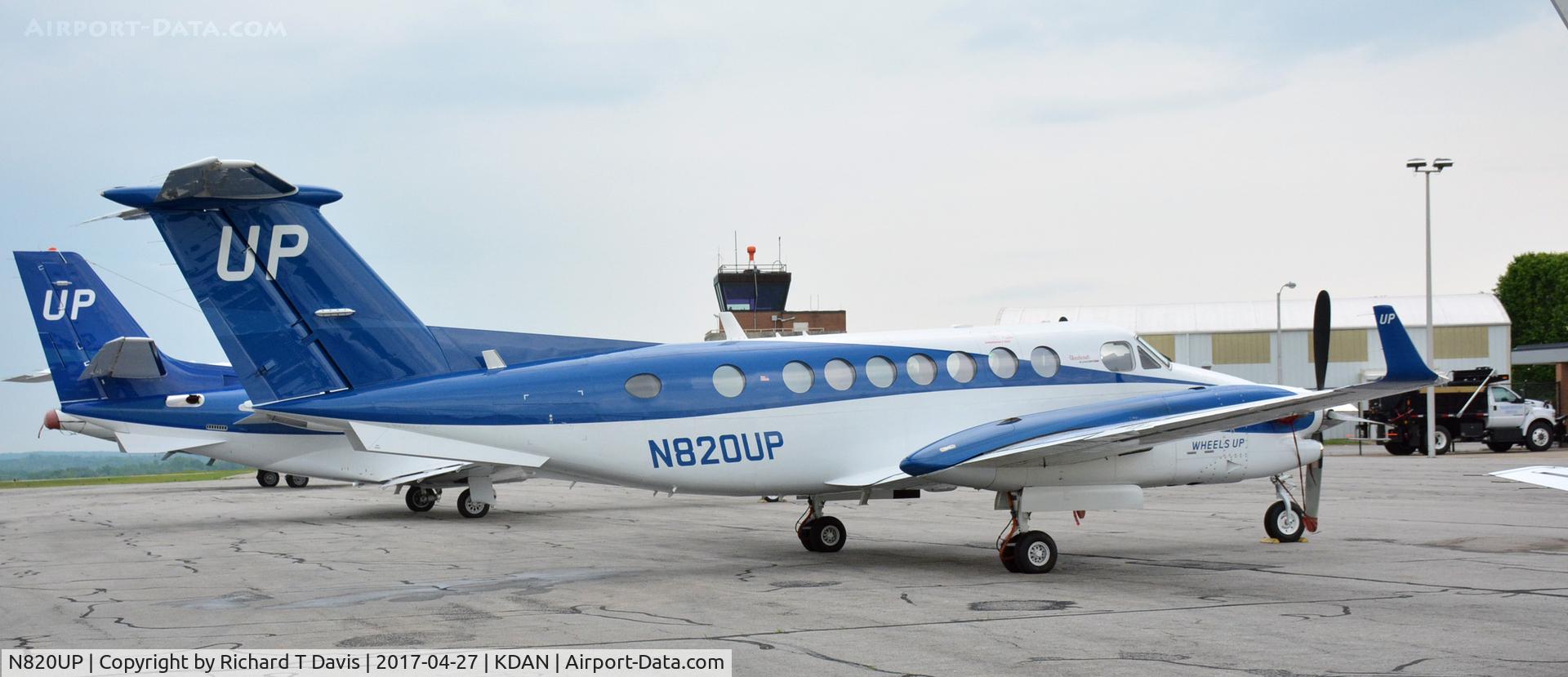 N820UP, 2014 Beechcraft B350i King Air C/N FL-905, 2014  Beech B350i King Air in Danville Va.