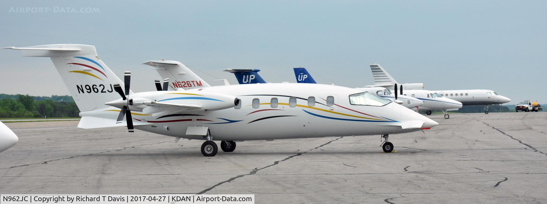 N962JC, 2002 Piaggio P-180 C/N 1062, 2002 Piaggio P180 Avanti in Danville Va.
