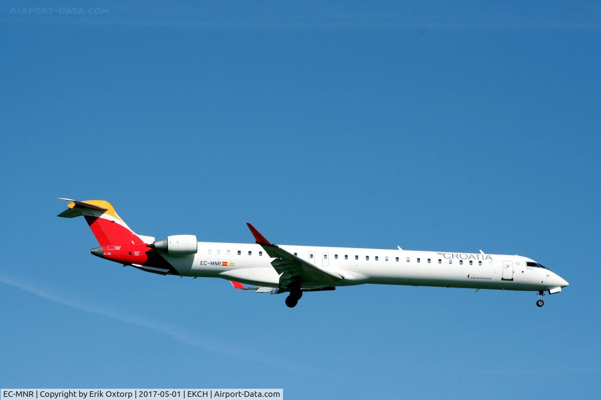 EC-MNR, 2016 Bombardier CRJ-1000 (CL-600-2E25) C/N 19052, EC-MNR with Croatia titles. Landing rw 04L