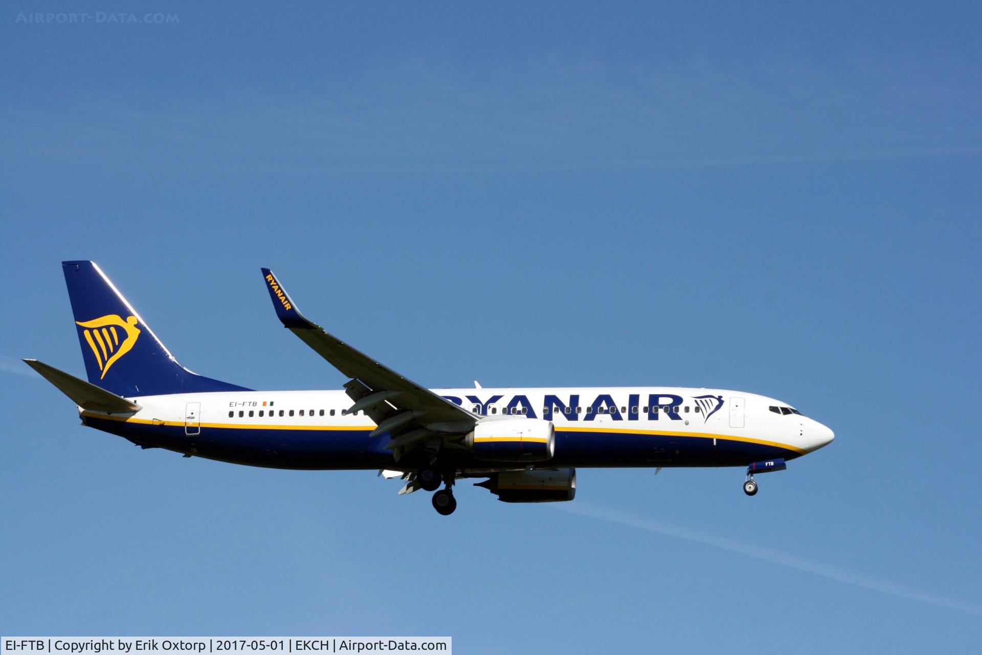EI-FTB, 2016 Boeing 737-8AS C/N 44752, EI-FTB landing rew 04L