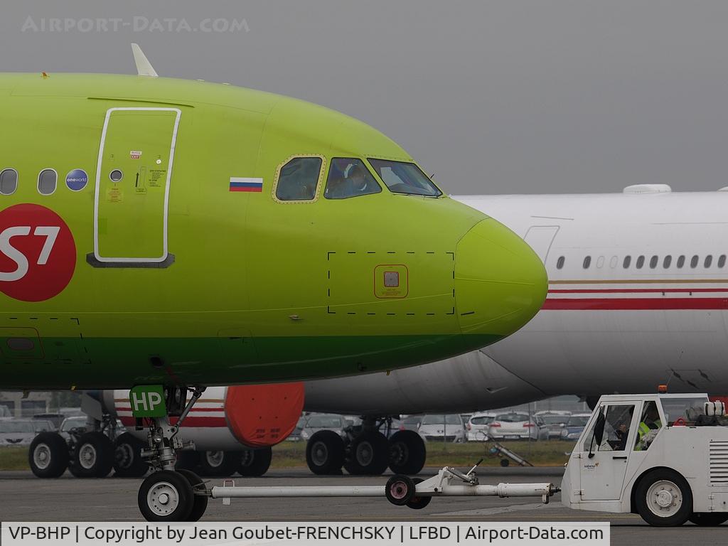 VP-BHP, 2005 Airbus A319-114 C/N 2618, S7 Airlines pushback Sabena Technics