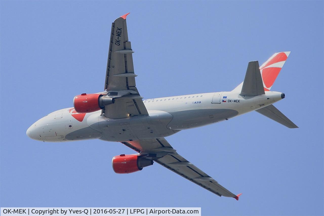 OK-MEK, 2007 Airbus A319-112 C/N 3043, Airbus A319-112, Take off rwy 27L, Roissy Charles De Gaulle airport (LFPG-CDG)