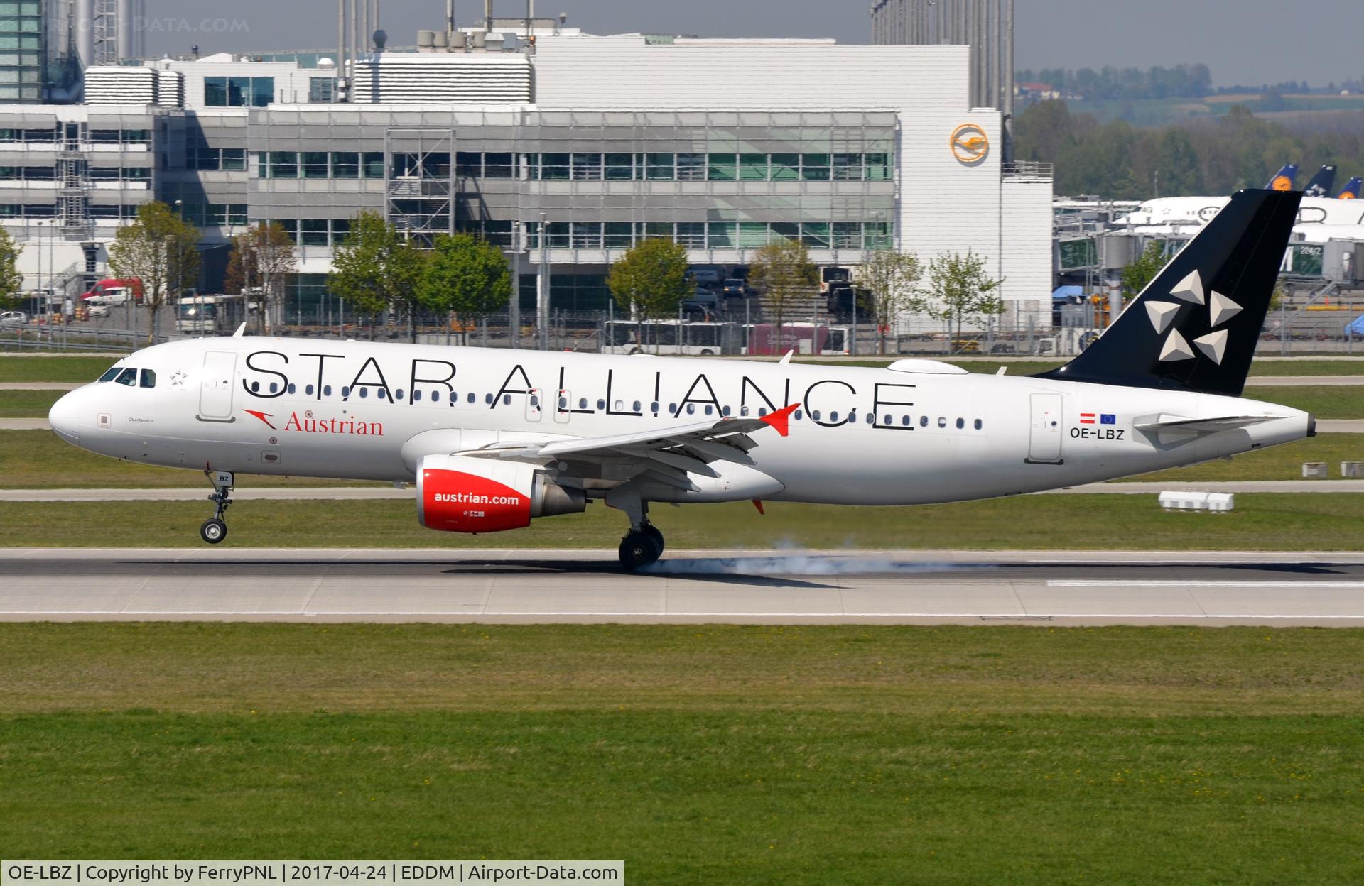 OE-LBZ, 2012 Airbus A320-214 C/N 5181, Austrian A320 touching down.