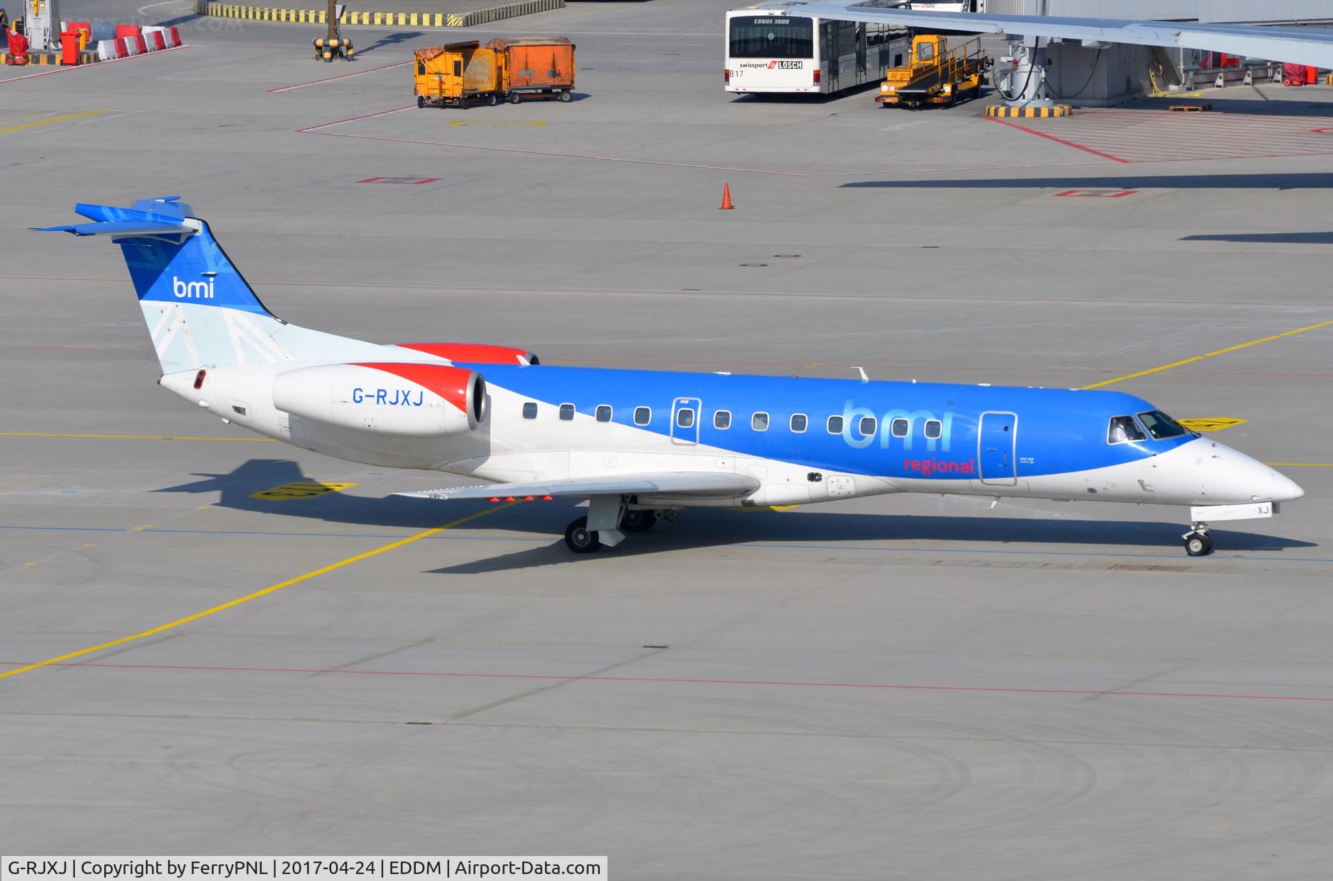 G-RJXJ, 2001 Embraer ERJ-135ER (EMB-135ER) C/N 145473, BMI ERJ135