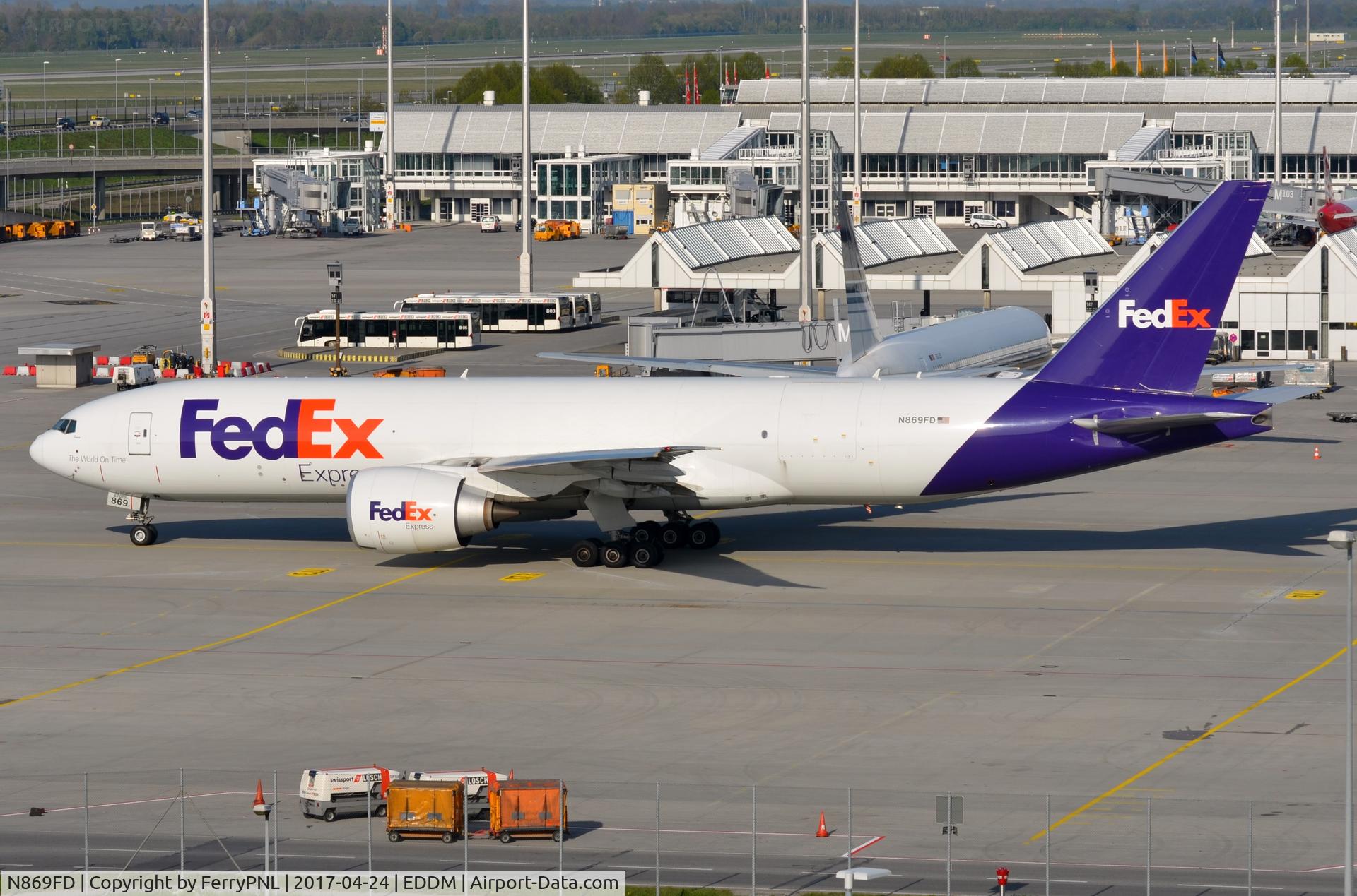 N869FD, 2015 Boeing 777-FS2 C/N 40675, Fedex B772F taxying out for departure to FRA.